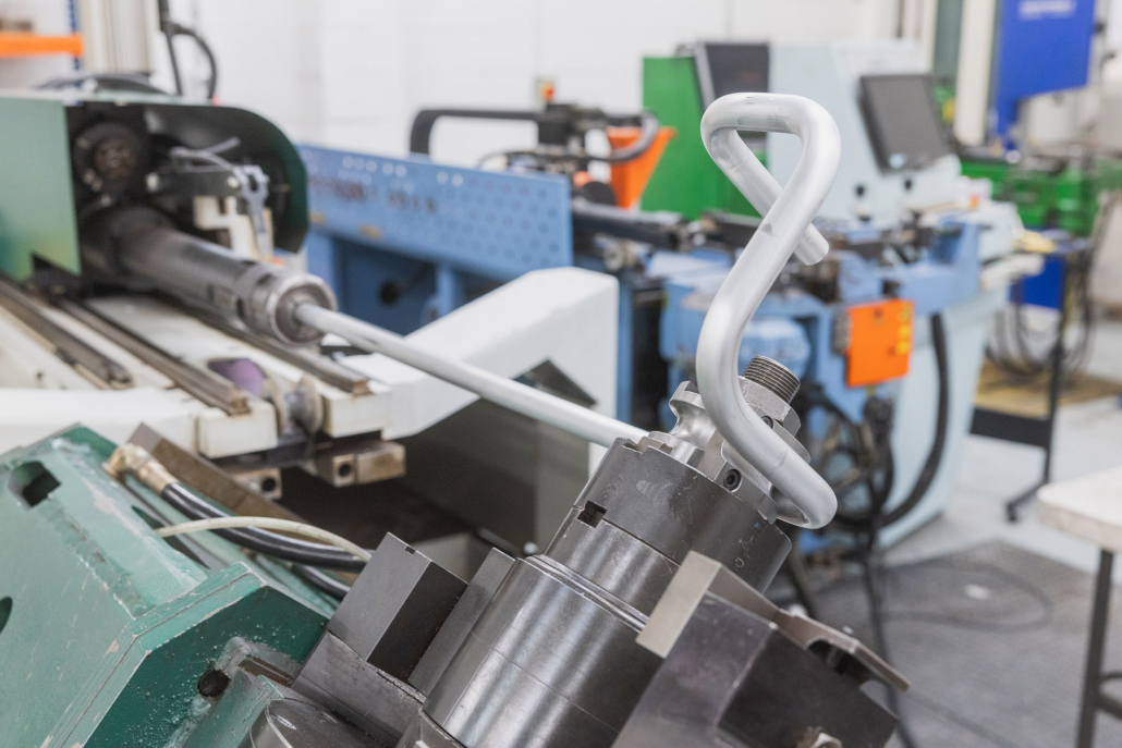 Tube manipulation service